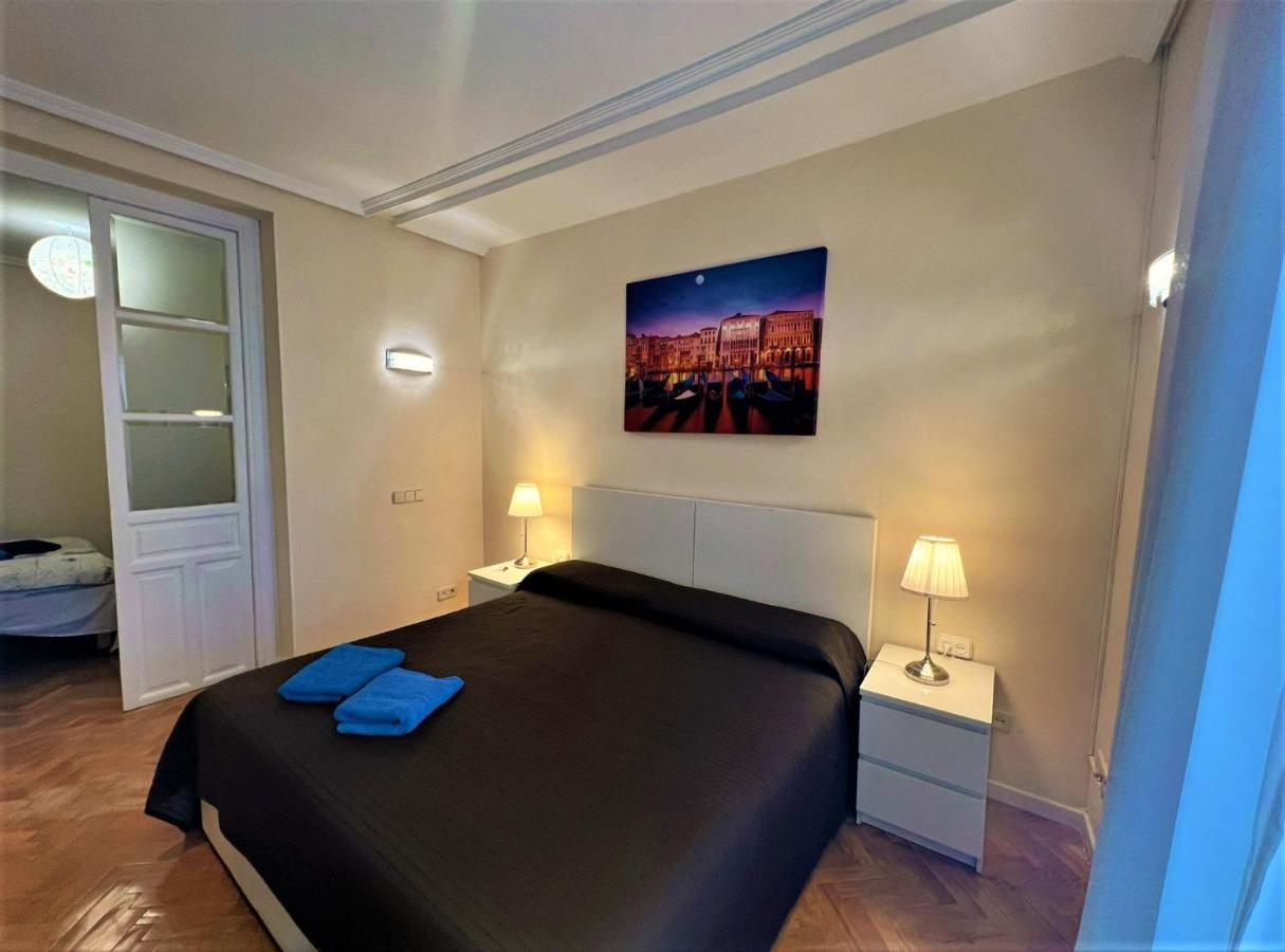 Madrid, C. Mayor Kültér fotó